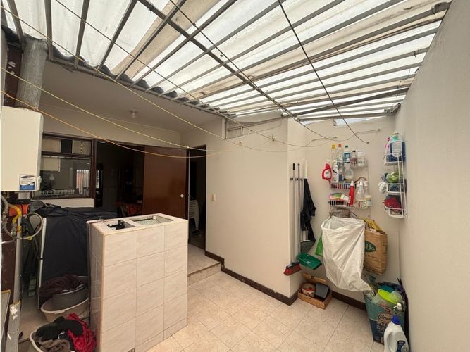 Casa de 4 alcobas en venta en Las Villas, Bogotá, 261 m² · foto 11 de 24
