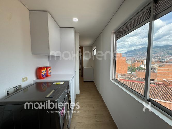 Apartamento de 4 alcobas en venta en Bolivariana, Medellín, 450 m² · foto 16 de 21