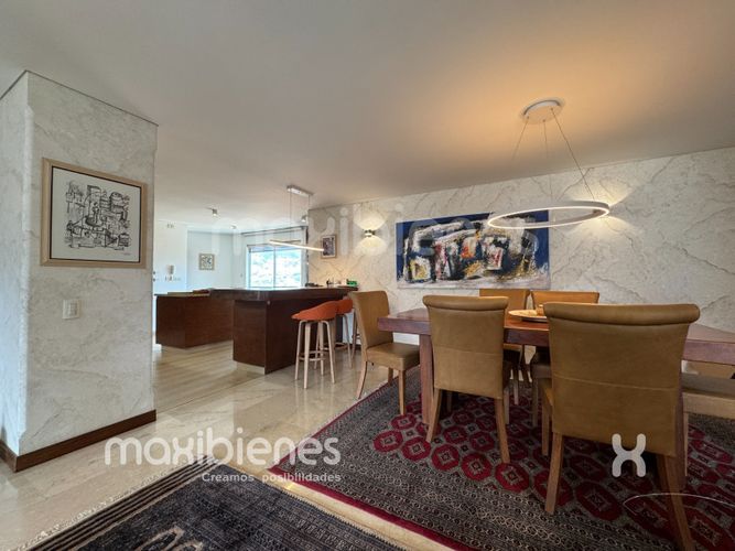 Apartamento de 4 alcobas en venta en Bolivariana, Medellín, 450 m² · foto 20 de 21