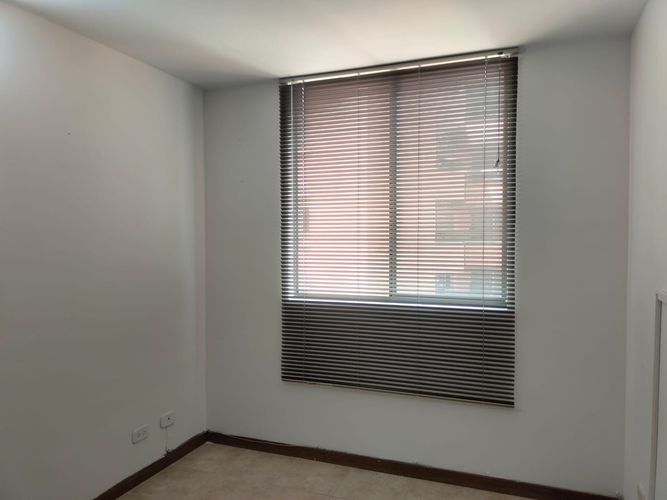 Apartamento de 3 alcobas en arriendo en La Florida, Medellín, 70 m² · foto 8 de 17