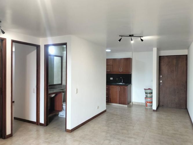 Apartamento de 3 alcobas en arriendo en La Florida, Medellín, 70 m² · foto 5 de 17