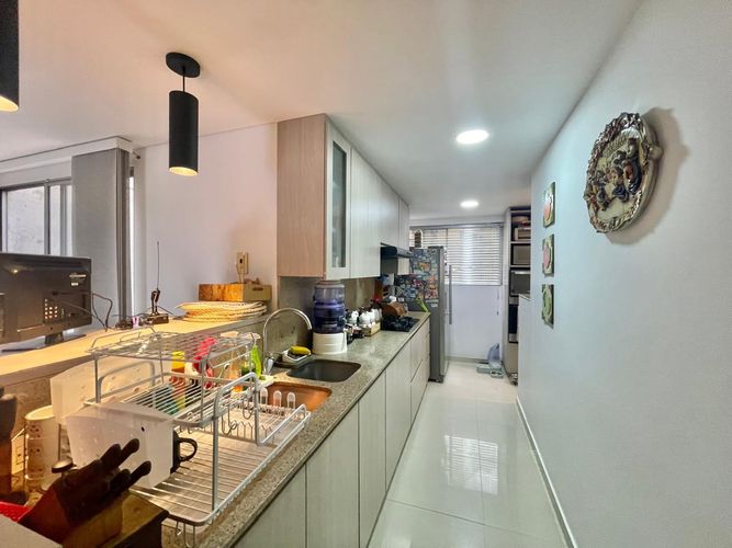 Apartamento de 3 alcobas en venta en El Poblado, Medellín, 173 m² · foto 7 de 20