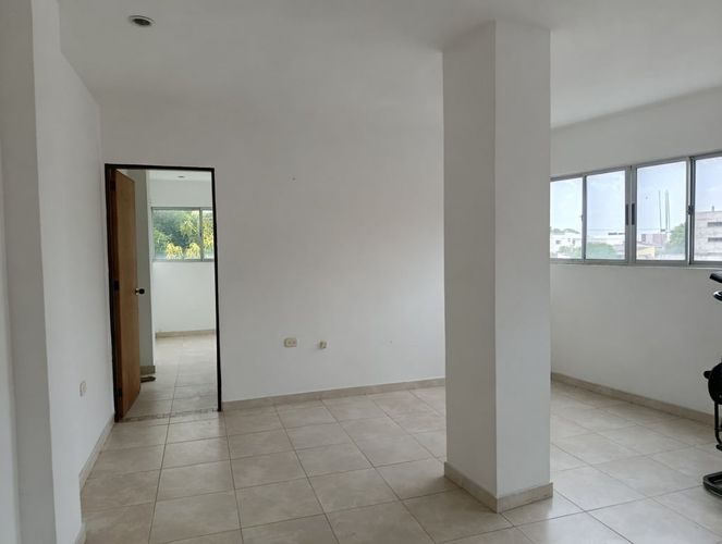 Oficina en arriendo en Centro, Montería, 680 m² · foto 4 de 12