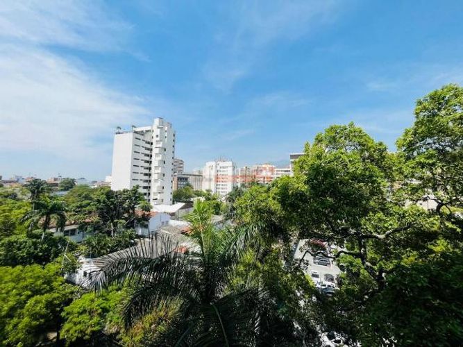 Apartamento de 3 alcobas en venta en Centenario, Cali, 142 m² · foto 6 de 20
