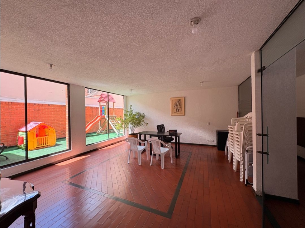 Apartamento en venta en Los Cedros, Bogotá · foto 13 de 14
