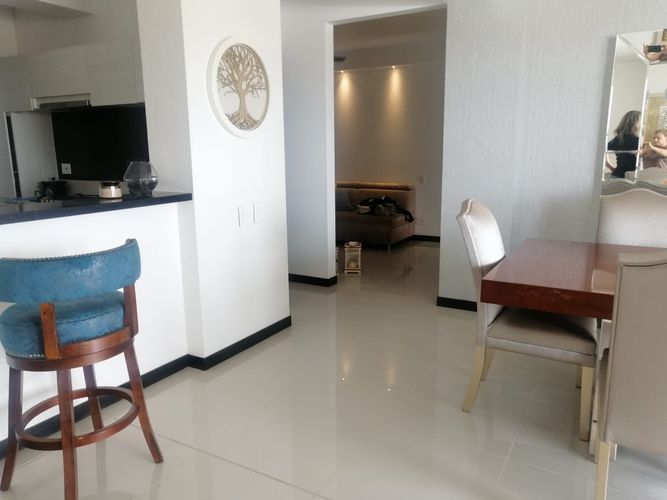 Apartamento en venta en Pance, Cali · foto 8 de 16