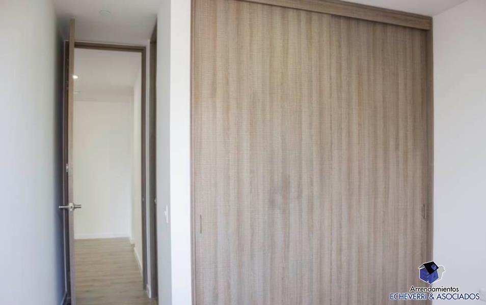 Apartamento en venta en Loma De Las Brujas, Envigado · foto 5 de 14