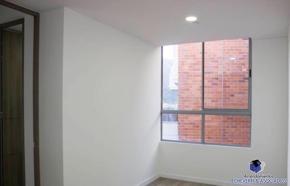 Apartamento en venta en Loma De Las Brujas, Envigado · foto 9 de 14