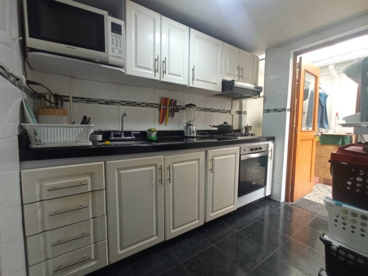 Casa en venta en La Española, Bogotá · foto 2 de 18