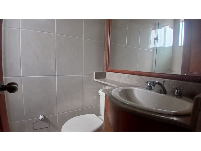 Casa de 3 alcobas en arriendo en Claraval, Medellín, 283 m² · foto 20 de 21