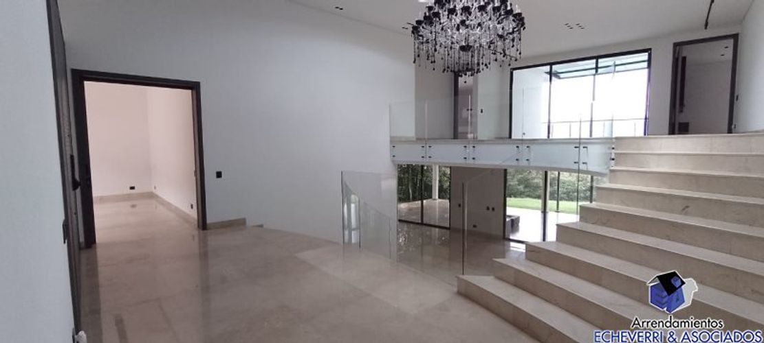 Casa de 5 alcobas en venta en Los Balsos, Medellín · foto 14 de 24