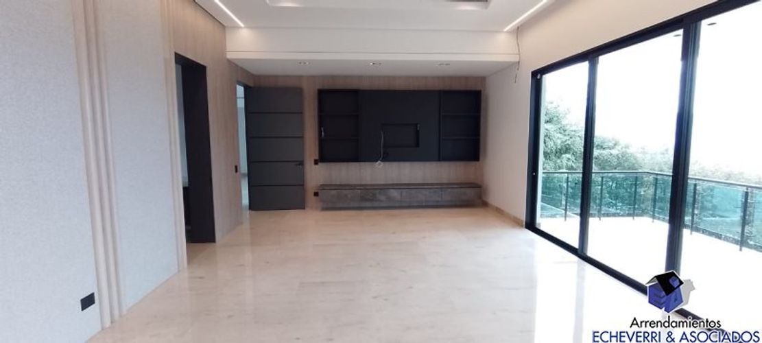 Casa de 5 alcobas en venta en Los Balsos, Medellín · foto 24 de 24