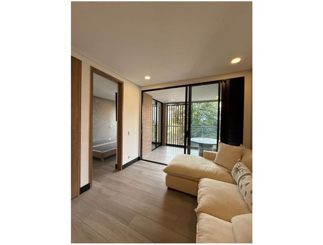 Apartamento de 2 alcobas en venta en Arboledas, Cali, 68 m² · foto 5 de 13
