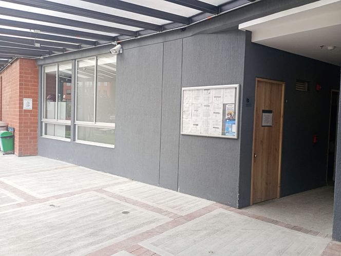 Apartamento de 2 alcobas en venta en San Pedro, Madrid, 52 m² · foto 15 de 24