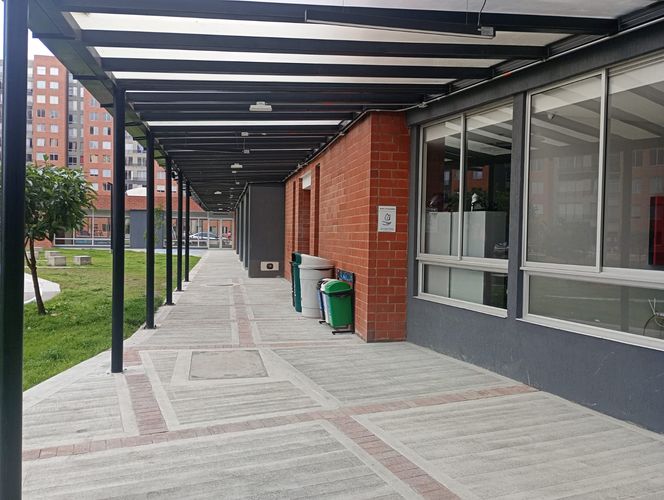 Apartamento de 2 alcobas en venta en San Pedro, Madrid, 52 m² · foto 17 de 24