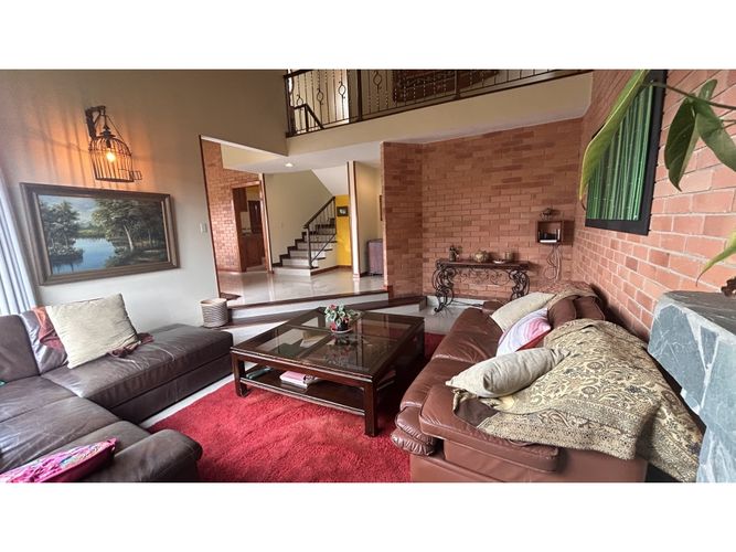 Casa de 4 alcobas en venta en Samaria, Chía, 230 m² · foto 4 de 24