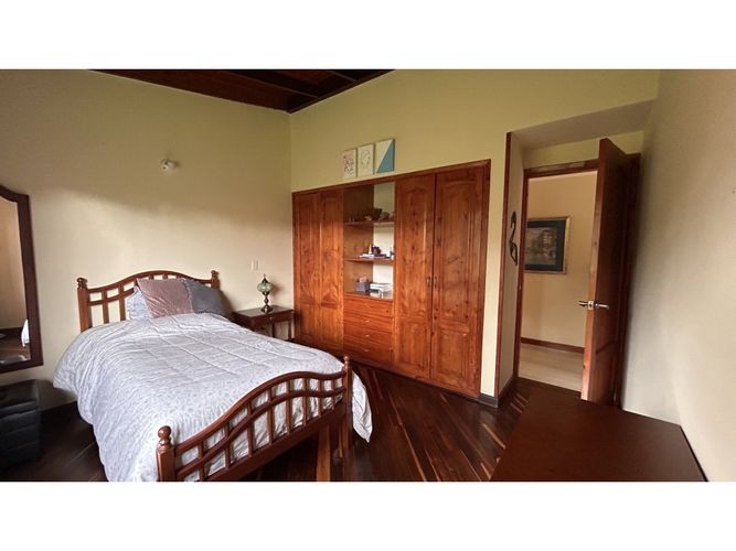 Casa de 4 alcobas en venta en Samaria, Chía, 230 m² · foto 18 de 24