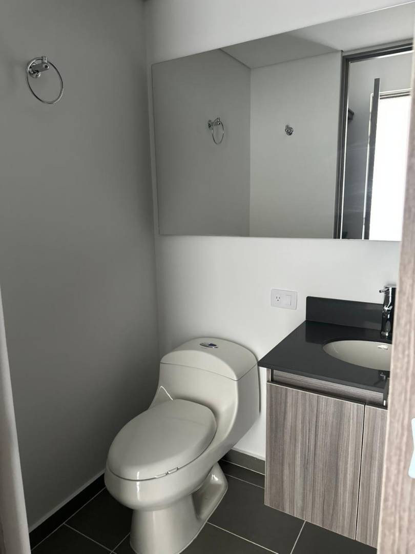 Apartamento en arriendo en Las Palmas, Medellín · foto 15 de 19