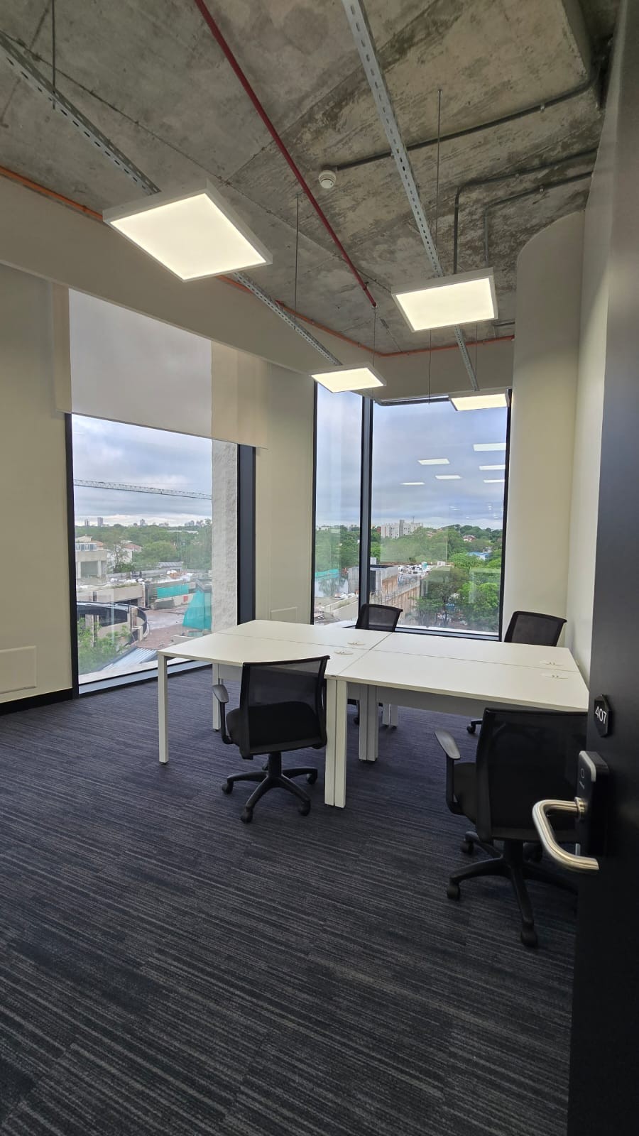 Alquilo Oficinas Equipadas  ( Co working).  Barrio Jara. COD 037 — photo 2
