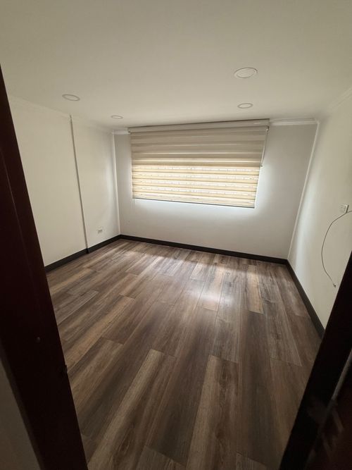 Casa de 4 alcobas en venta en Mandalay, Bogotá, 520 m² · foto 20 de 23