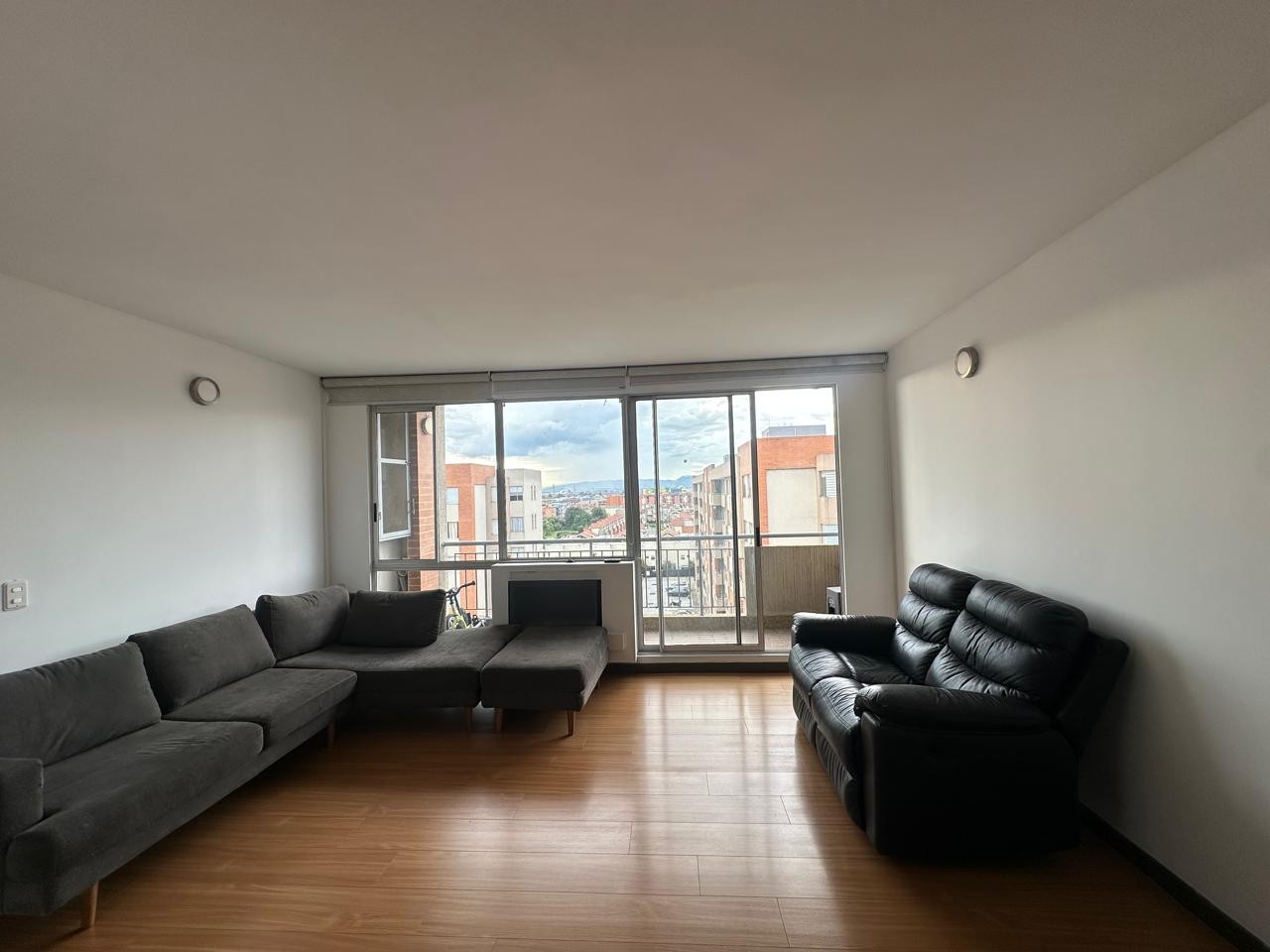 Apartamento en venta en Cr El Trebol Del Guali Et I, Mosquera · foto 2 de 17