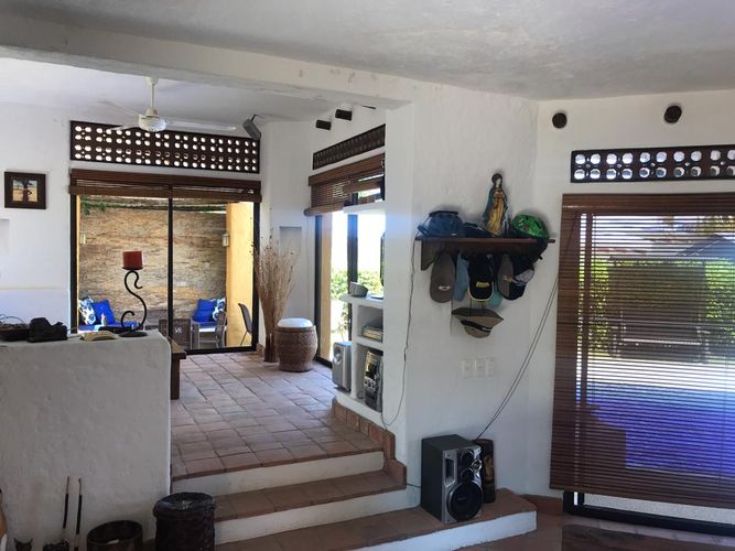 Casa de 3 alcobas en venta en Ricaurte, 500 m² · foto 11 de 24
