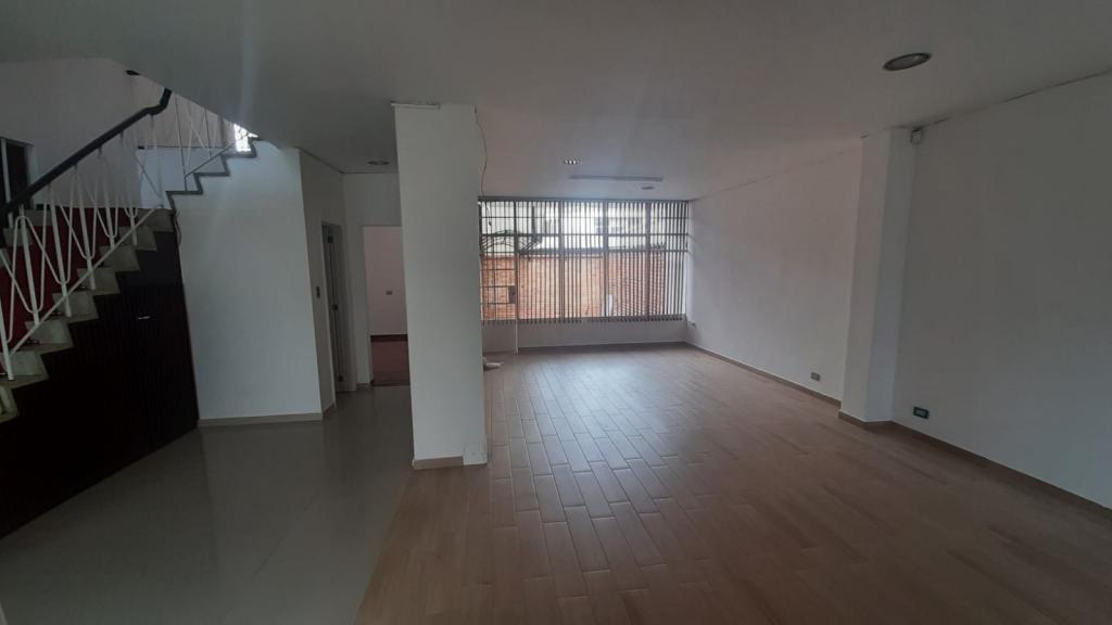 Casa en venta en La Soledad, Bogotá · foto 8 de 24
