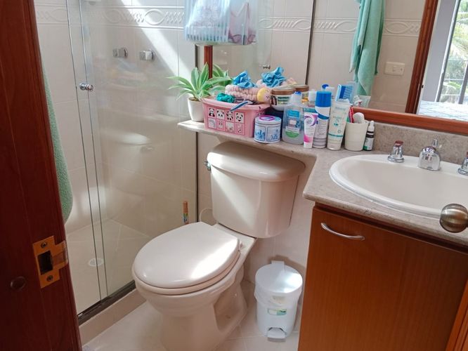Casa de 4 alcobas en venta en La Inmaculada, Envigado, 550 m² · foto 16 de 17