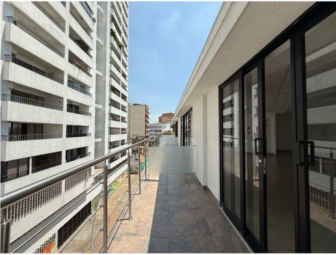 Edificio en venta en Granada, Cali, 1319 m² · foto 14 de 20