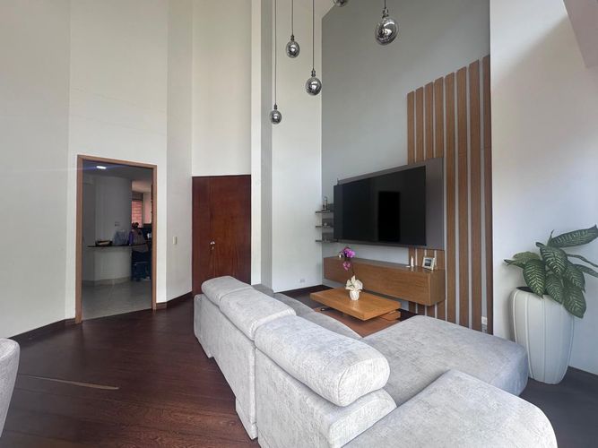 Apartamento de 4 alcobas en venta en El Poblado, Medellín, 200 m² · foto 11 de 19