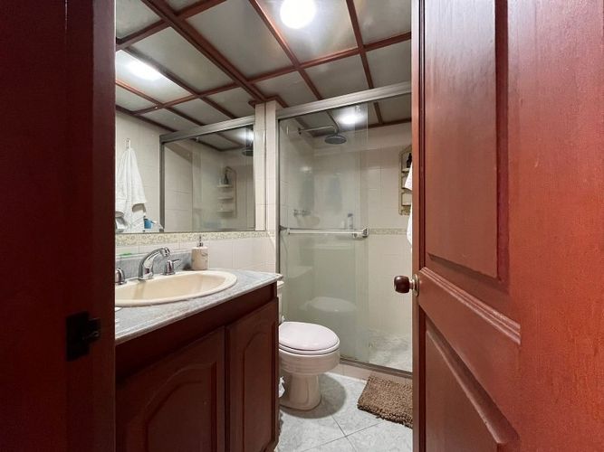 Apartamento de 3 alcobas en arriendo en El Poblado, Medellín, 150 m² · foto 12 de 20