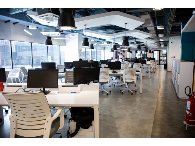 Oficina en arriendo en Milla De Oro, Medellín, 390 m² · foto 8 de 20