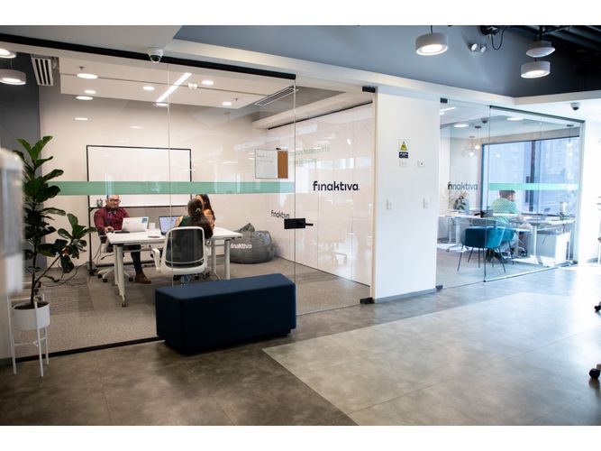 Oficina en arriendo en Milla De Oro, Medellín, 390 m² · foto 9 de 20