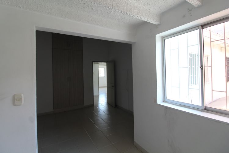 Casa de 4 alcobas en venta en San Luis, Piedecuesta, 132 m² · foto 2 de 24