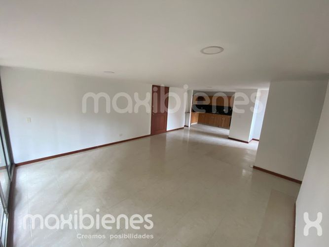 Apartamento de 3 alcobas en arriendo en Los Balsos, Medellín, 150 m² · foto 4 de 24
