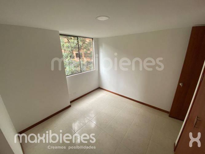 Apartamento de 3 alcobas en arriendo en Los Balsos, Medellín, 150 m² · foto 8 de 24