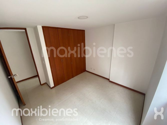 Apartamento de 3 alcobas en arriendo en Los Balsos, Medellín, 150 m² · foto 9 de 24