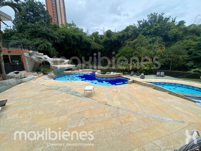 Apartamento de 3 alcobas en arriendo en Los Balsos, Medellín, 150 m² · foto 23 de 24