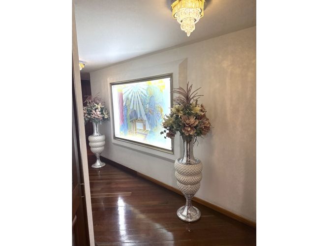 Apartamento de 4 alcobas en venta en Santa Paula, Bogotá, 177 m² · foto 2 de 24