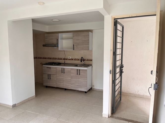Apartamento de 3 alcobas en venta en Bochalema, Cali, 53 m² · foto 5 de 24