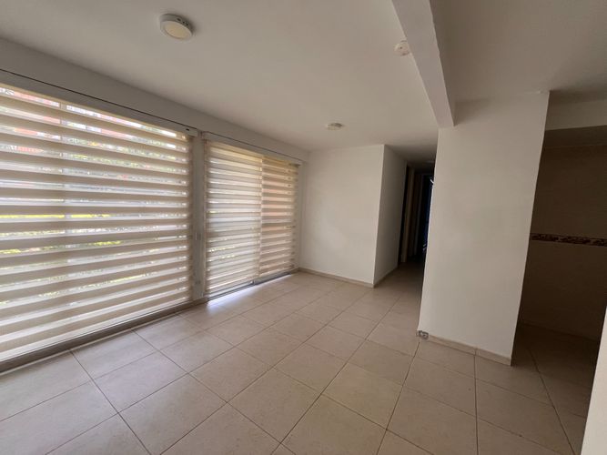 Apartamento de 3 alcobas en venta en Bochalema, Cali, 53 m² · foto 2 de 24