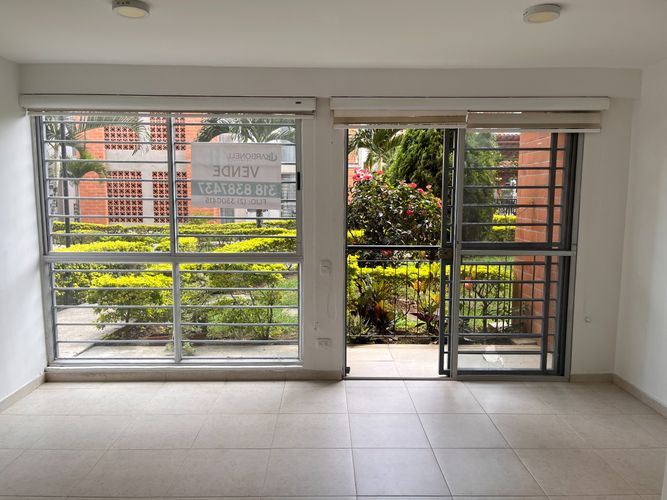 Apartamento de 3 alcobas en venta en Bochalema, Cali, 53 m² · foto 3 de 24