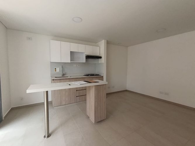 Apartamento de 3 alcobas en arriendo en Loma De La Doctora, Sabaneta, 70 m² · foto 4 de 20
