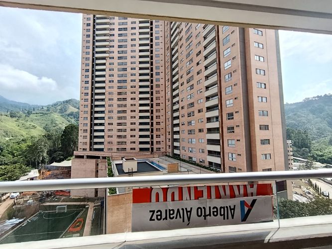 Apartamento de 3 alcobas en arriendo en Loma De La Doctora, Sabaneta, 70 m² · foto 16 de 20