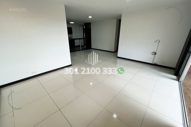 Apartamento de 2 alcobas en arriendo en Loma Benedictinos, Envigado, 100 m² · foto 2 de 24