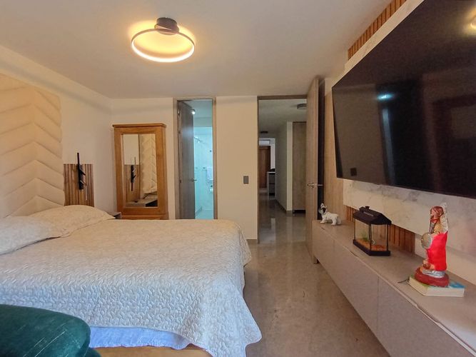Apartamento de 3 alcobas en venta en Laureles, Medellín, 97 m² · foto 16 de 19