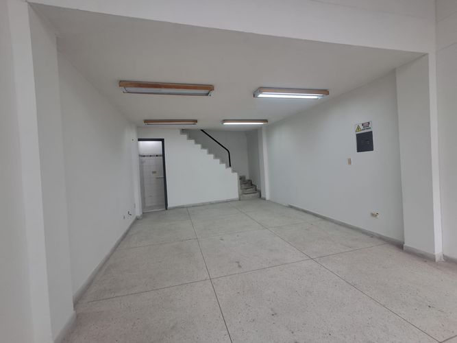 Local en arriendo en Zona Industrial La Rosa, Dosquebradas, 60 m² · foto 2 de 8