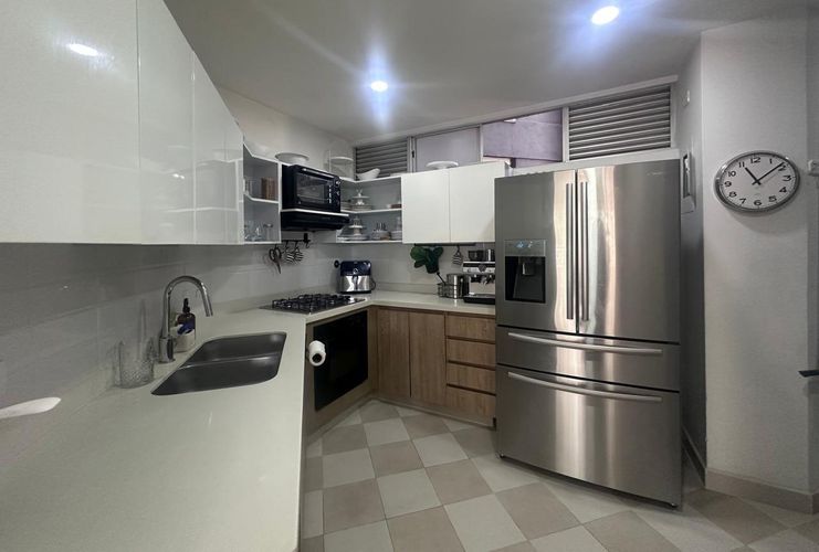 Apartamento de 2 alcobas en venta en El Poblado, Medellín, 127 m² · foto 7 de 17