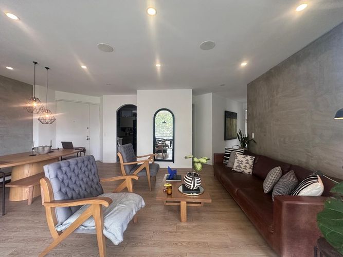 Apartamento de 2 alcobas en venta en El Poblado, Medellín, 127 m² · foto 4 de 17