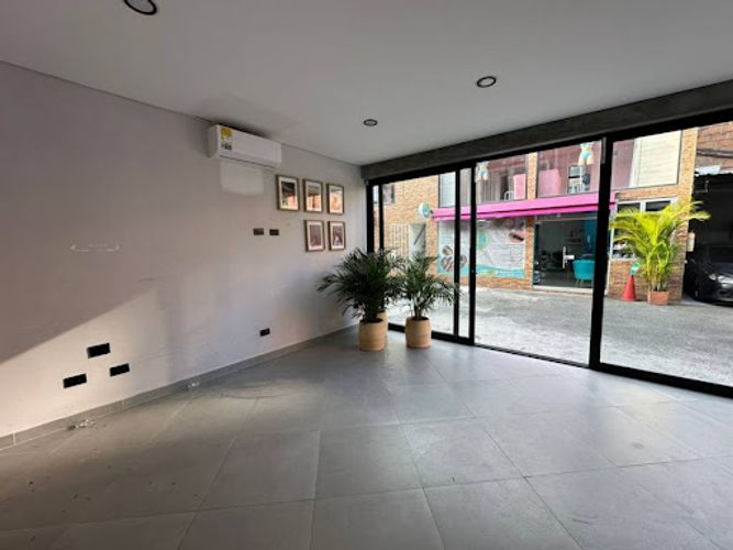 Local en arriendo en Bolivariana, Medellín, 24 m² · foto 3 de 7